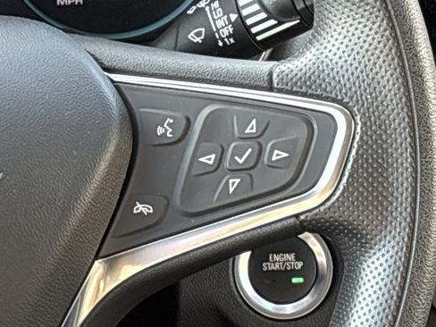 Used 2024 Chevrolet Equinox LS FWD image 23