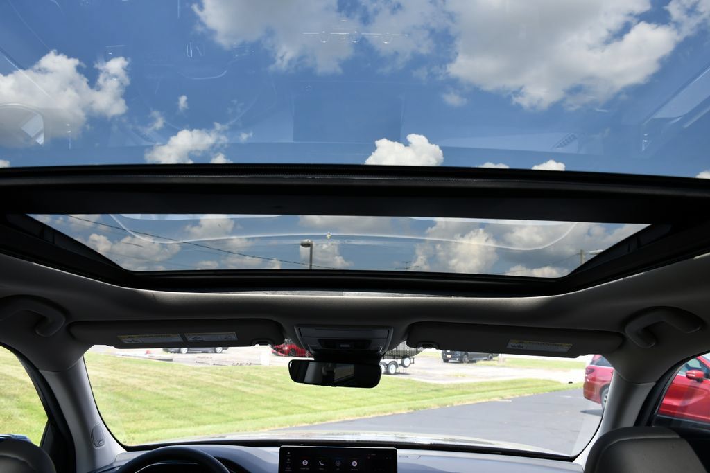 New 2026 Honda Pilot Touring image 31
