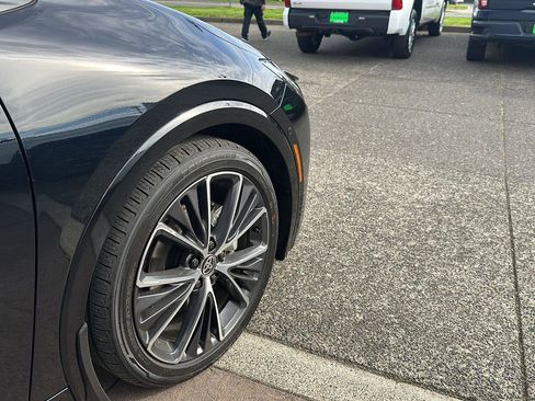 Used 2025 Toyota Prius Limited w/ Limited Premium Package image 28