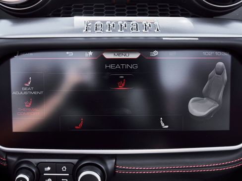 Used 2020 Ferrari Portofino RWD image 73