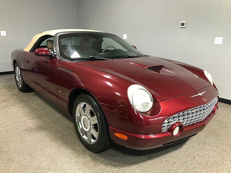 Used 2004 Ford Thunderbird RWD image 2