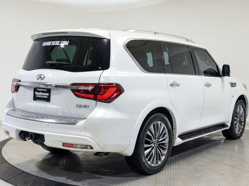 Used 2018 INFINITI QX80 2WD w/ Driver Assistance Package image 11