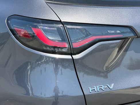 Used 2025 Honda HR-V LX image 26