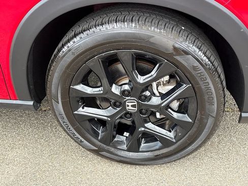 Used 2025 Honda HR-V Sport image 7