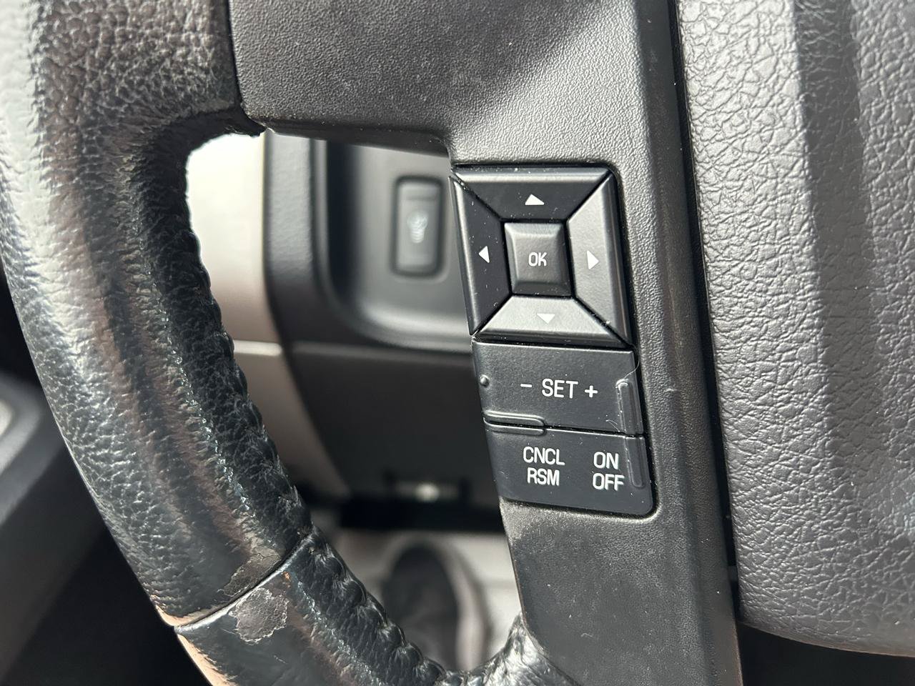 Used 2017 Ford Expedition EL XLT AWD/4WD image 19