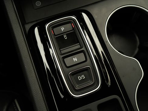 Certified 2025 Honda Pilot Elite image 30