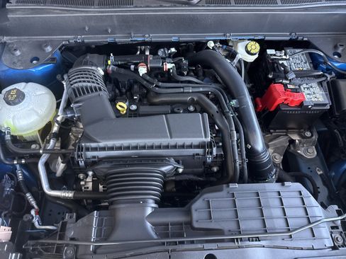 Used 2025 Ford Maverick Tremor image 7