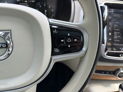 Used 2022 Volvo XC90 T6 Momentum w/ Advanced Package AWD/4WD image 19