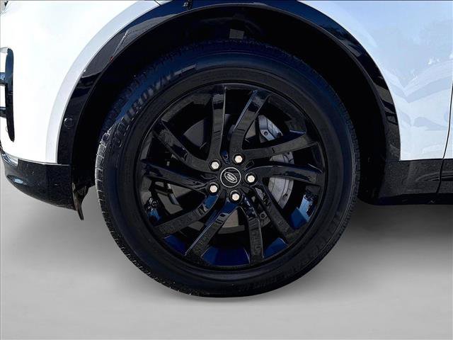 Used 2020 Land Rover Discovery Landmark AWD/4WD image 10