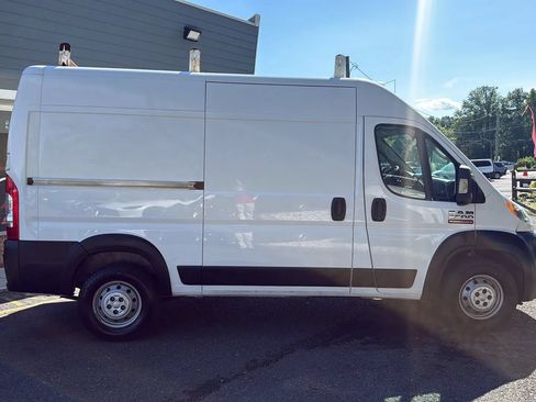 Used 2019 RAM ProMaster 2500 FWD image 4