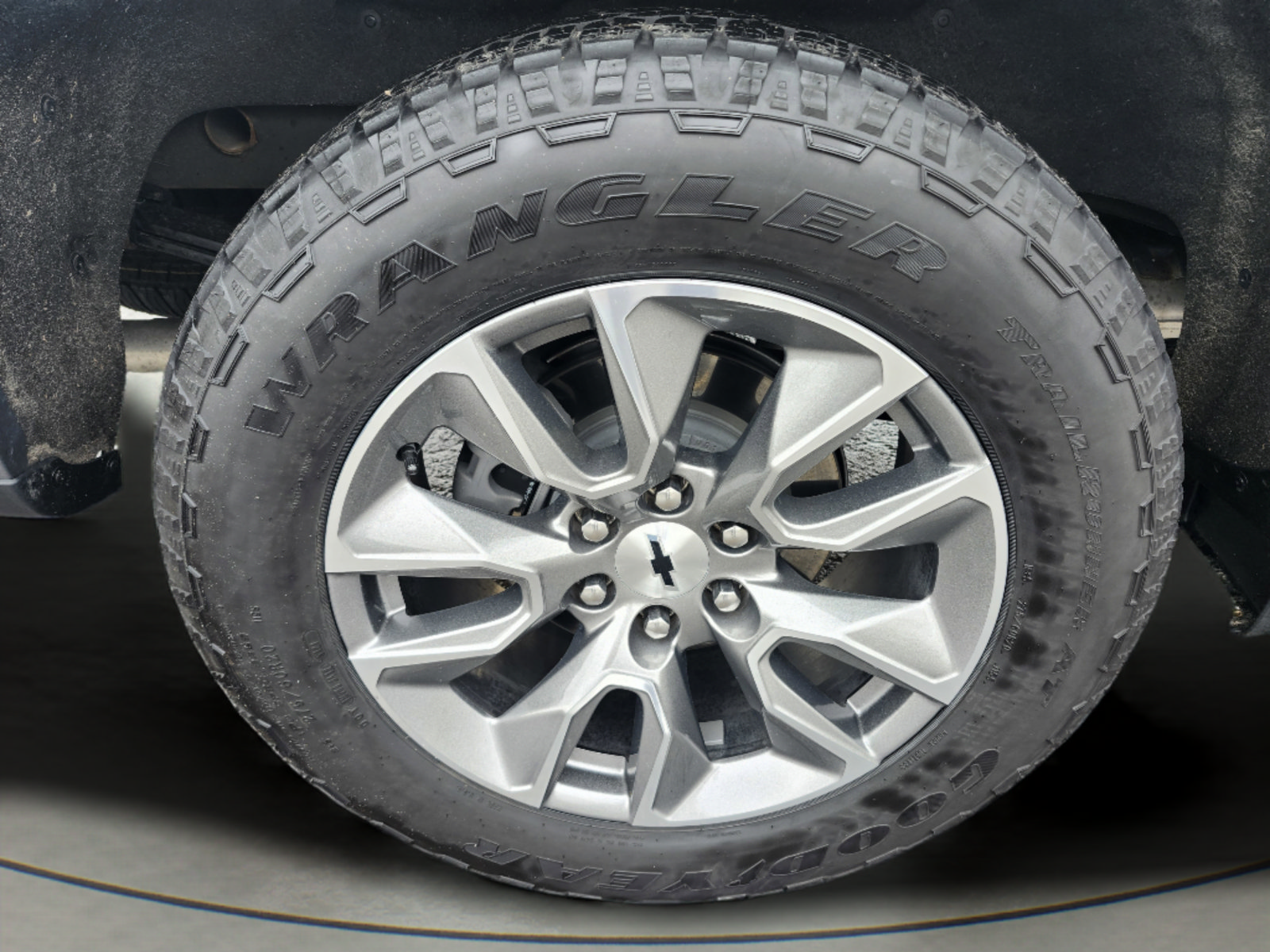 Used 2022 Chevrolet Silverado 1500 RST AWD/4WD image 34