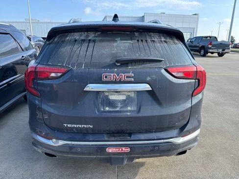 Used 2019 GMC Terrain Denali w/ Advanced Safety Package FWD image 8