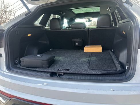 Used 2023 Volkswagen Atlas Cross Sport SE w/ Panoramic Sunroof Package image 14