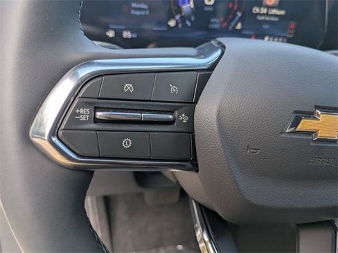 New 2026 Chevrolet Equinox LT w/ Convenience Package II image 16