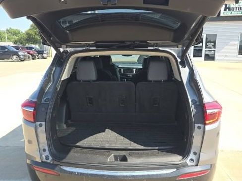 Used 2019 Buick Enclave Premium AWD/4WD image 26