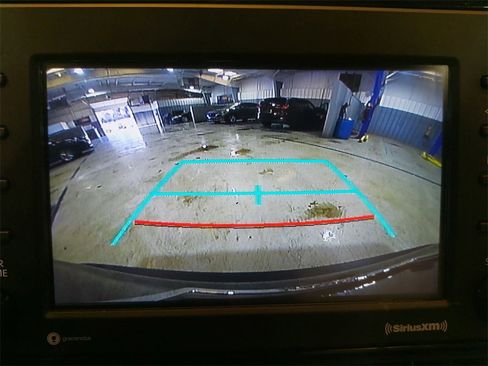 Used 2022 Toyota RAV4 LE image 21