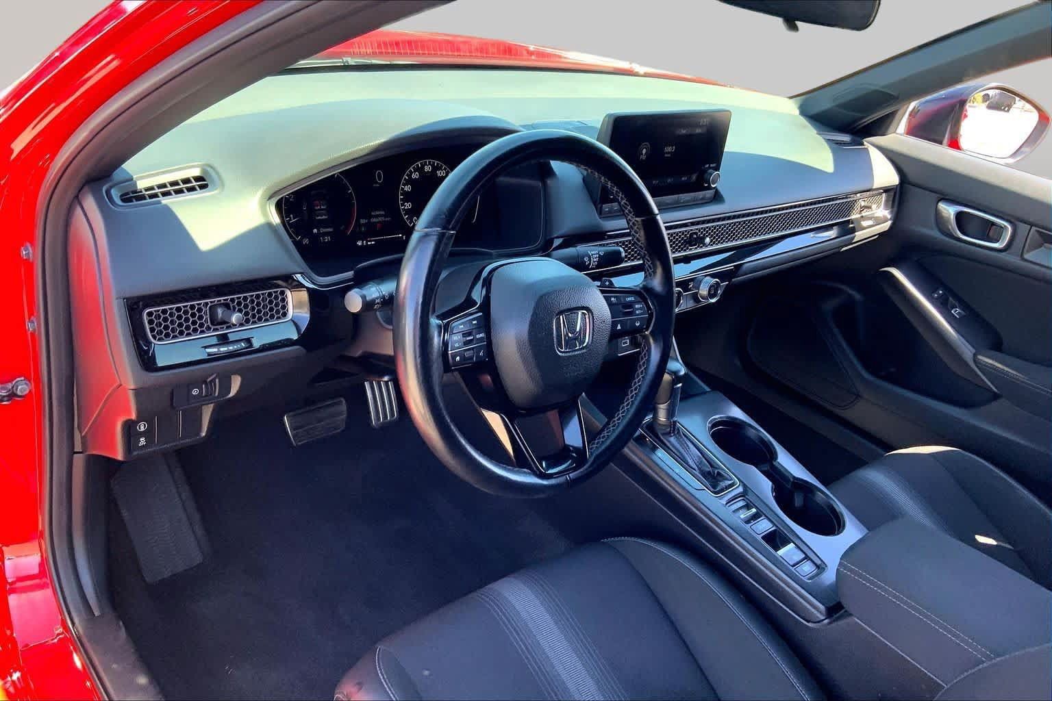 Used 2023 Honda Civic Sport image 17