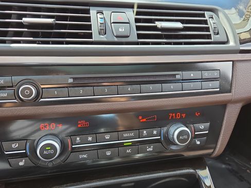 Used 2015 BMW 535i xDrive Sedan image 36