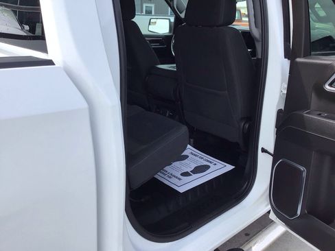 Used 2024 Chevrolet Silverado 1500 LT w/ Work Truck Package AWD/4WD image 15