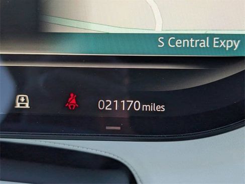 Used 2024 Land Rover Range Rover Long Wheelbase Autobiography image 13