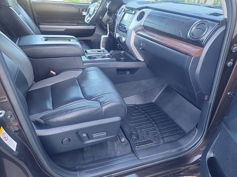 Used 2018 Toyota Tundra Limited w/ TRD Off Road Package image 38