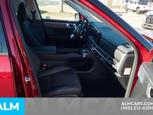 Used 2025 Hyundai Santa Fe SEL image 17