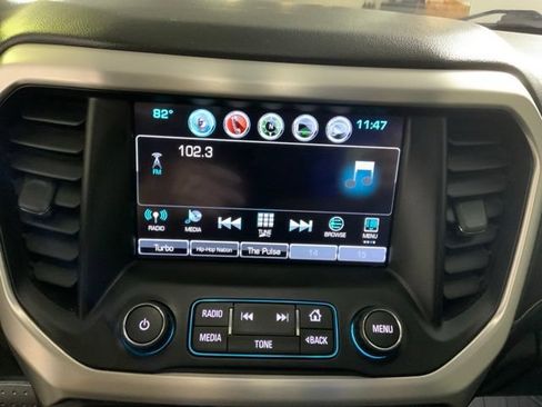 Used 2019 GMC Acadia SLT FWD image 32