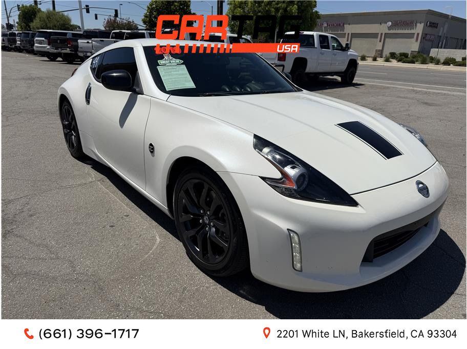Used 2019 Nissan 370Z Coupe w/ Z34 Heritage Edition - White RWD image 1