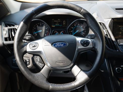 Used 2015 Ford Escape Titanium w/ Equipment Group 301A AWD/4WD image 35