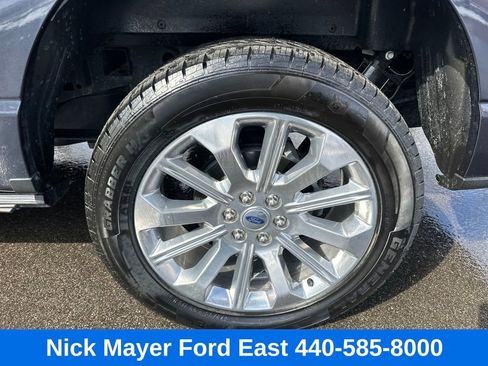 Used 2022 Ford F150 Limited image 11