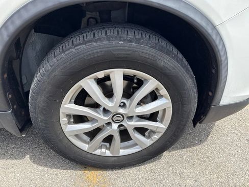 Used 2020 Nissan Rogue SV AWD/4WD image 15