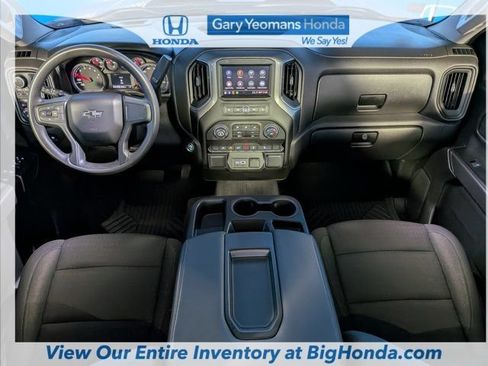Used 2025 Chevrolet Silverado 1500 Custom Trail Boss AWD/4WD image 16