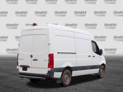 Used 2021 Mercedes-Benz Sprinter 1500 image 9