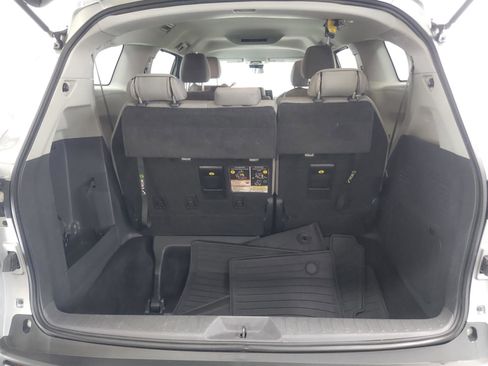 Used 2021 Toyota Sienna LE image 11