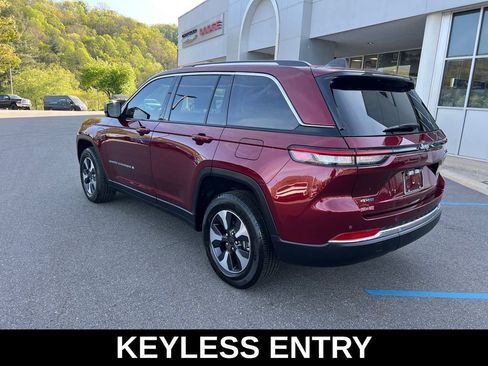 Used 2024 Jeep Grand Cherokee Limited 4xe AWD/4WD image 8