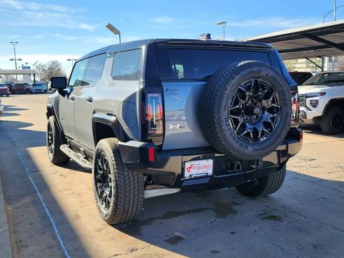 New 2026 GMC Hummer EV SUV image 5