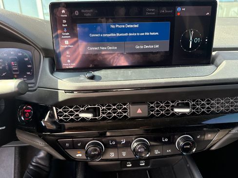Used 2024 Honda Accord Touring image 13