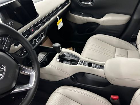 New 2026 Honda HR-V EX-L image 10