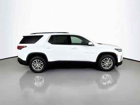 Used 2023 Chevrolet Traverse LT w/ LPO, Floor Liner Package AWD/4WD image 17