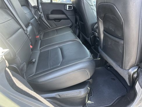 Used 2021 Jeep Wrangler Unlimited Sahara w/ Cold Weather Group image 18