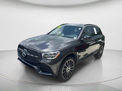 Used 2022 Mercedes-Benz GLC 300 4MATIC image 1