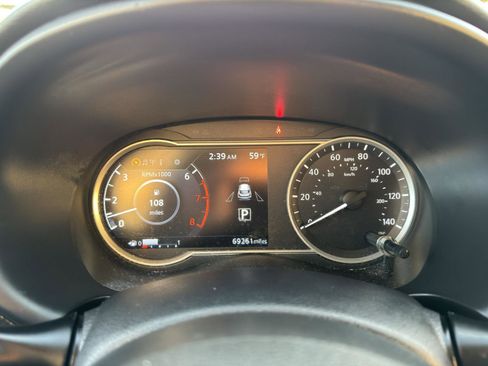 Used 2020 Nissan Kicks SV image 26