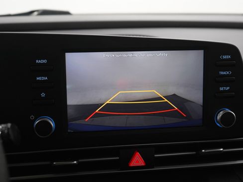 Used 2023 Hyundai Elantra SEL image 26