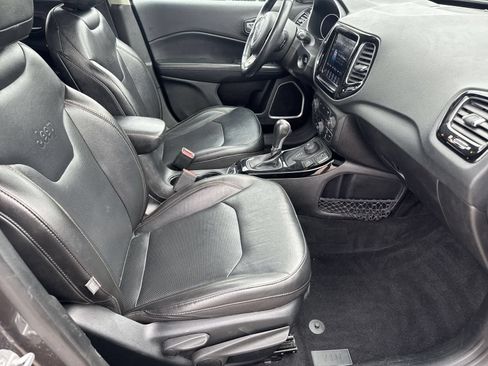Used 2019 Jeep Compass Limited AWD/4WD image 21