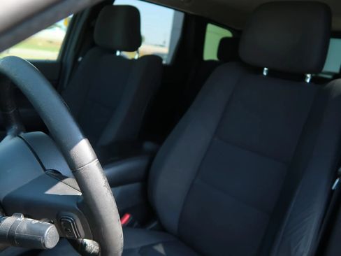Used 2012 Jeep Grand Cherokee Laredo w/ Laredo E Group AWD/4WD image 16