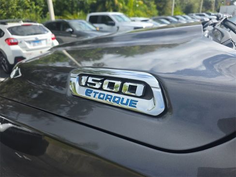 Used 2021 RAM 1500 Big Horn image 8