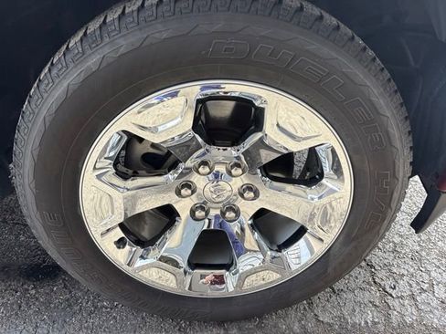 Used 2022 RAM 1500 Big Horn AWD/4WD image 30