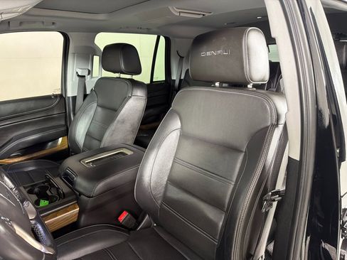 Used 2019 GMC Yukon Denali w/ Open Road Package AWD/4WD image 13