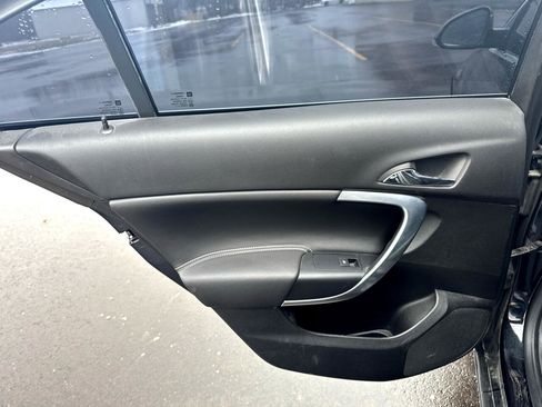 Used 2012 Buick Regal Premium image 19