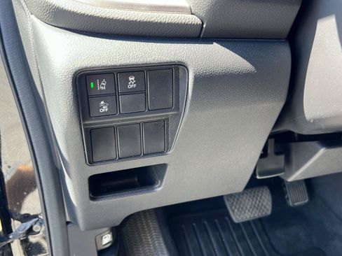 Used 2021 Honda CR-V Special Edition image 15